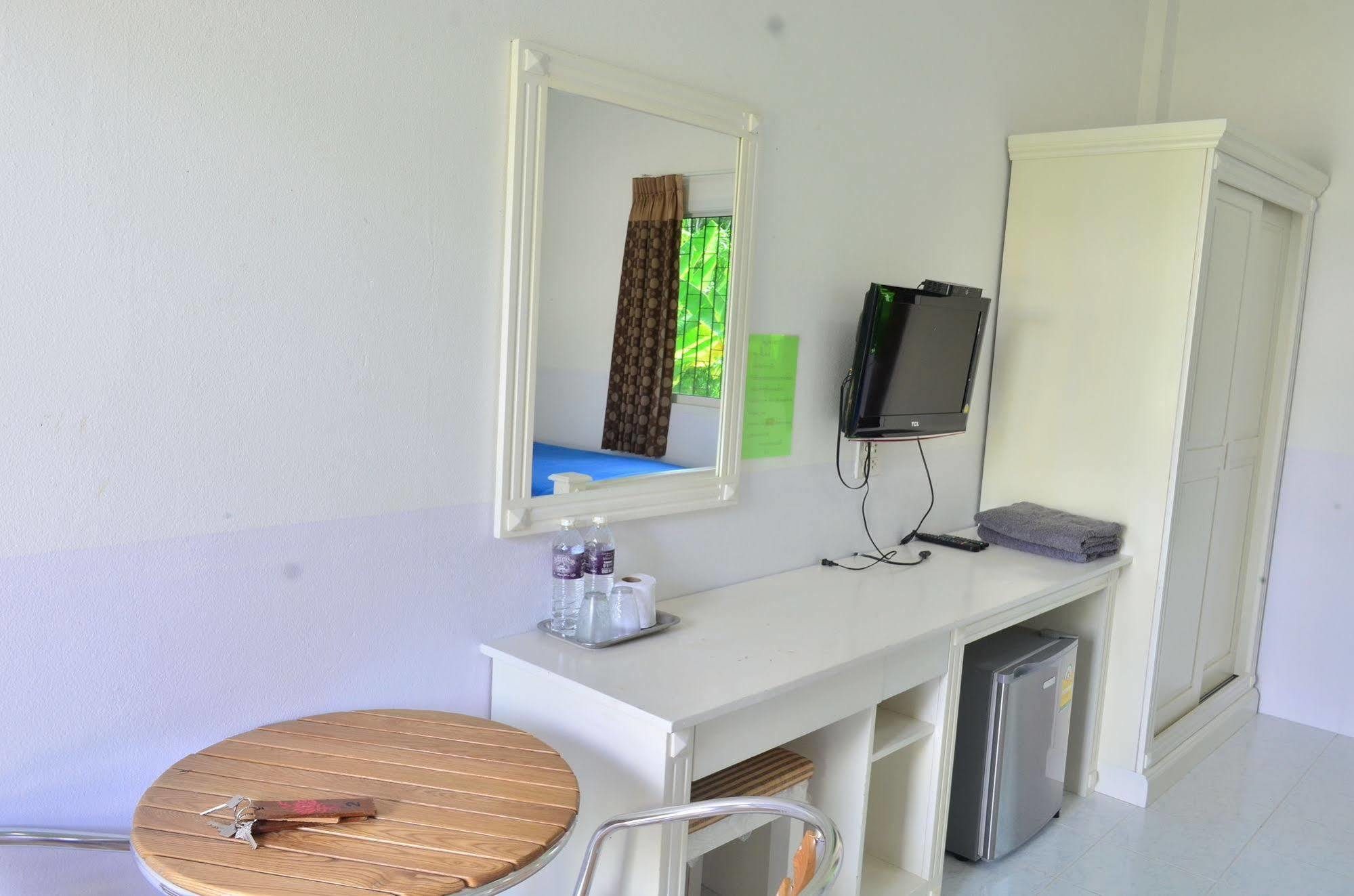 Baansuan Rimnam Resort Krabi town Esterno foto
